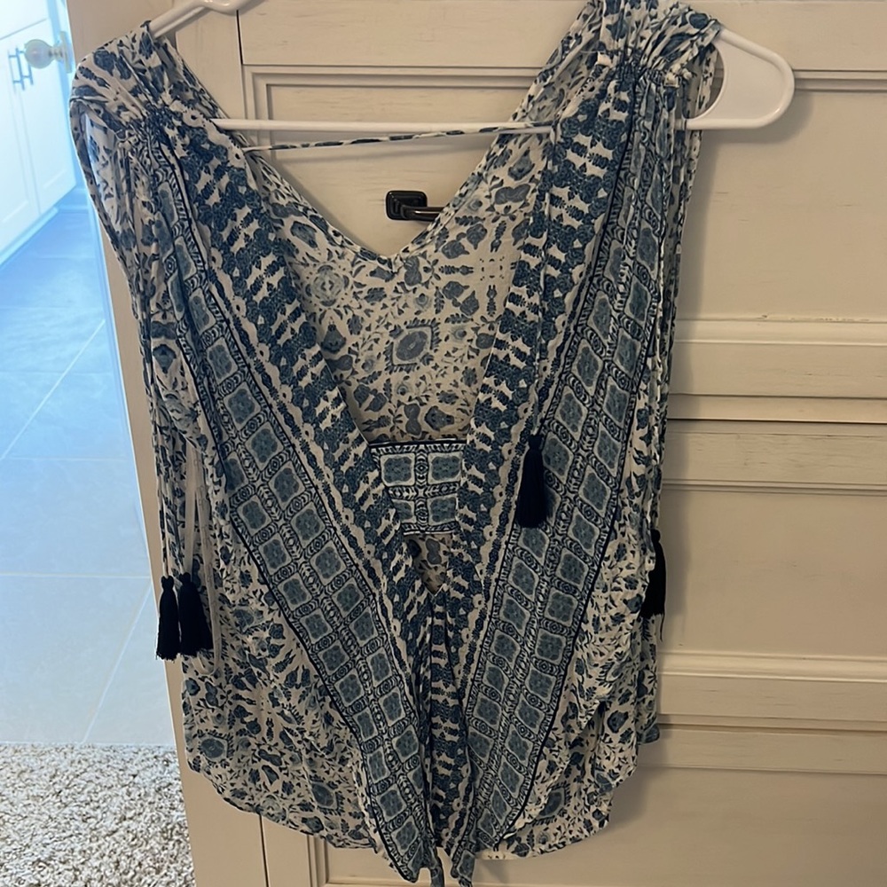 Jessica Simpson top - Picture 2 of 4